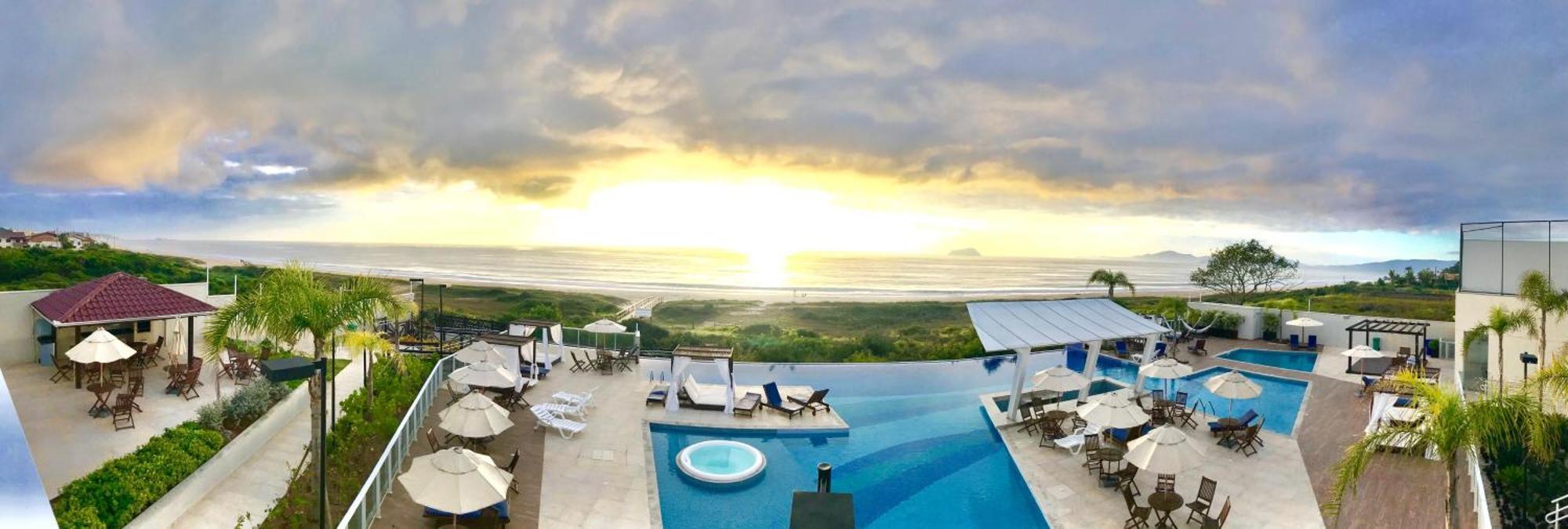 Bali Beach Home Club Rogga Beira Mar - Balneario Piçarras エクステリア 写真